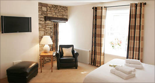 sun inn kirkby lonsdal bedroom
